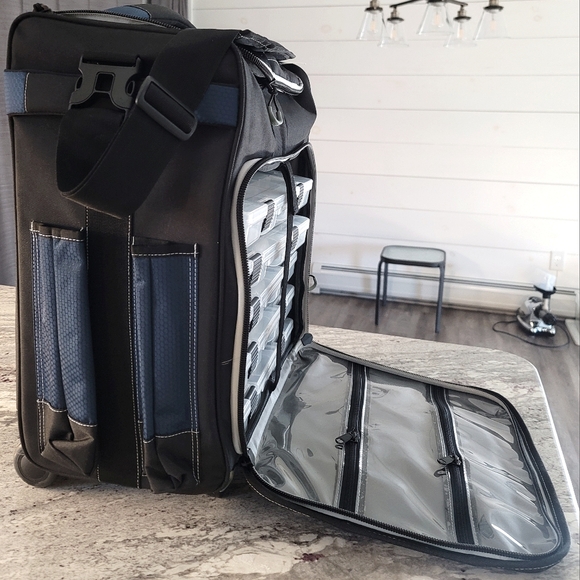 dagobert niko lightweight hiking backpack This Waterproof Lightweight Backpack is Great for Hikes!